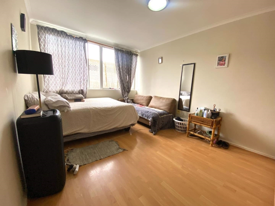 1 Bedroom Property for Sale in Wynberg Western Cape